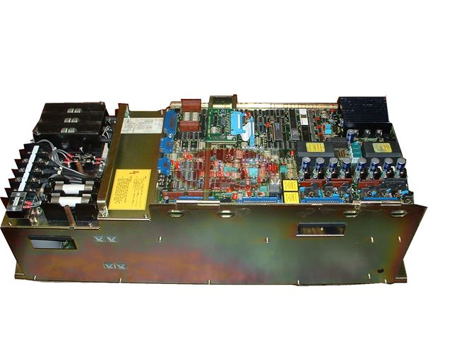 Сервопривод Fanuc M-22 A06B-6044-H048